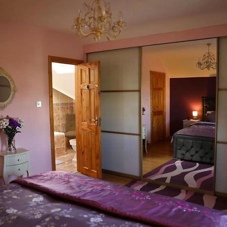 Seascape On The Edge Of Town: 4 Beds All Ensuite. Belmullet Exterior foto