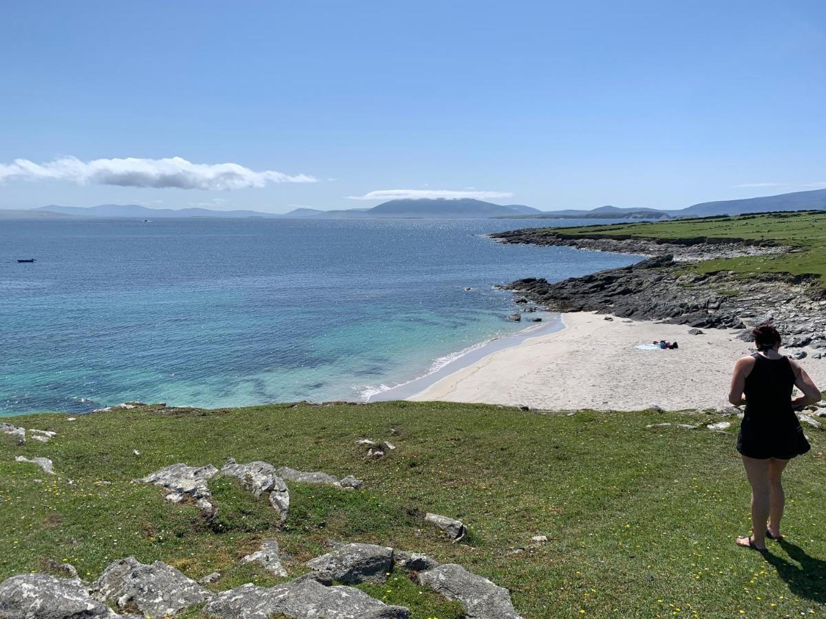 Seascape On The Edge Of Town: 4 Beds All Ensuite. Belmullet Exterior foto